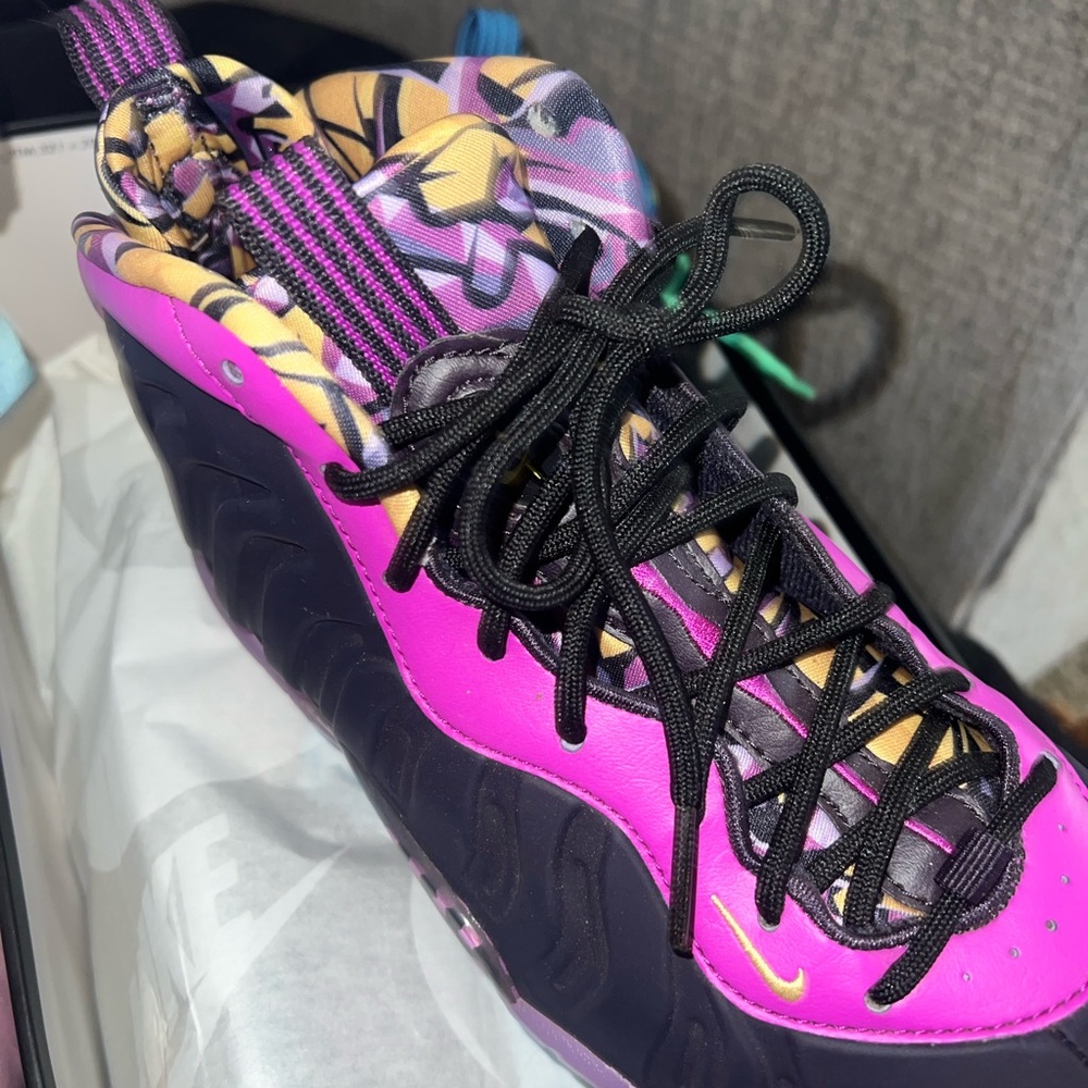 Nike Foamposites 4.5 kids light worn